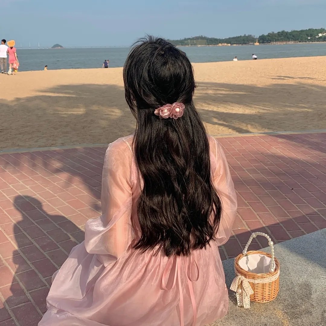 左轮百合